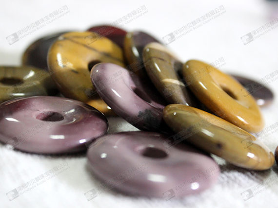 Wholesale semi precious stone donut pendant