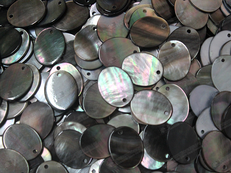 Black mother of pearl oval discs 黑貝 « Bling gems Co.,Ltd ...