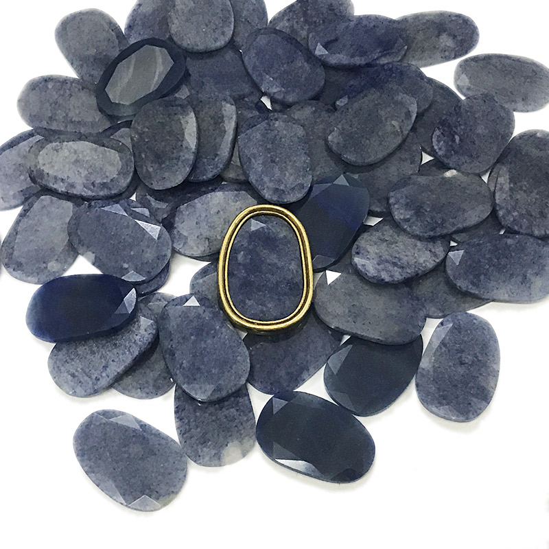 Faceted gemstone flat discs