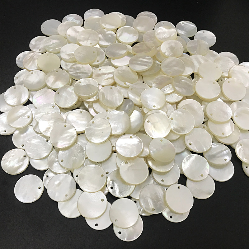 White mother of pearl flat round discs