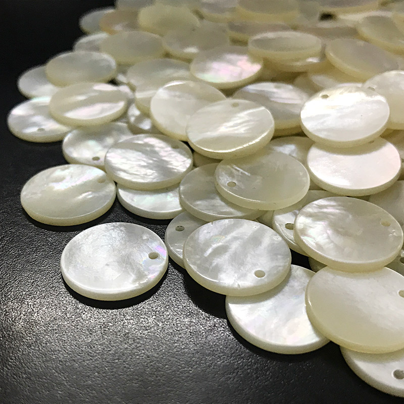 White mother of pearl flat round discs