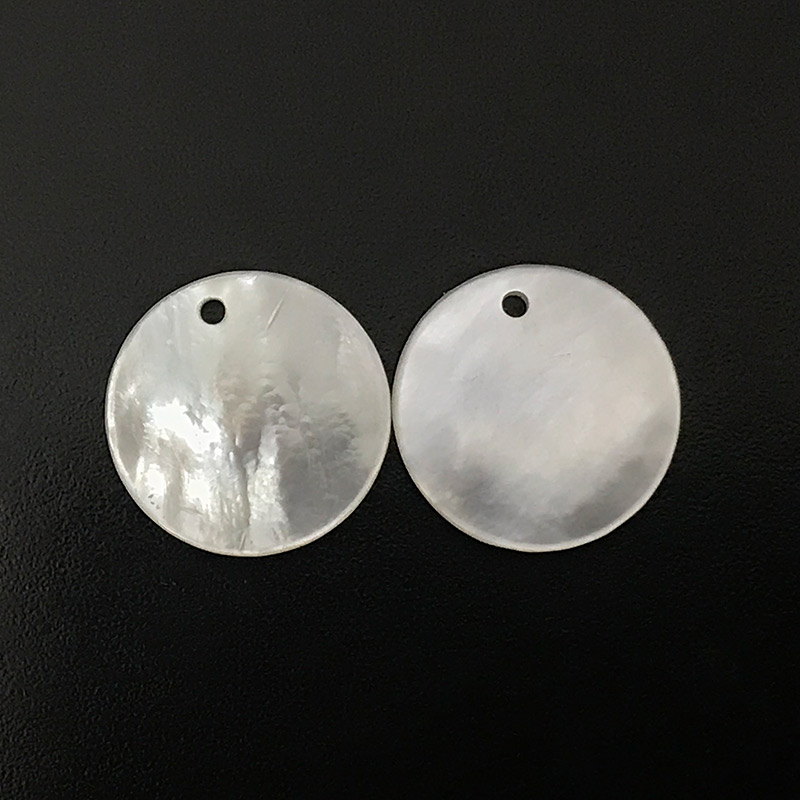 White mother of pearl flat round discs